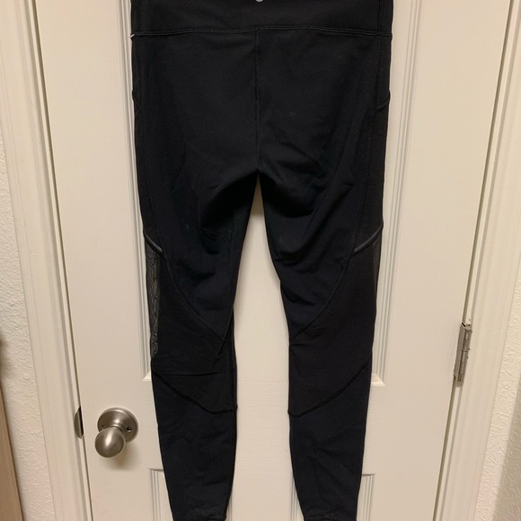 Mesh lululemon leggings - Picture 2 of 2